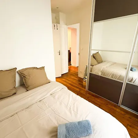 Holiday home Montmartre & Mairie Du 18eme A Pied