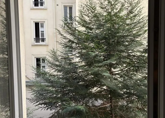 Chez Aurelie - Mairie Du 18eme * Paris